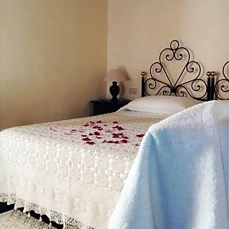 فندق مبيت وإفطار Palazzo Delogu *